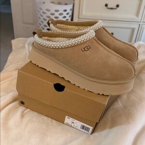 UGG Women's Tazz Slipper